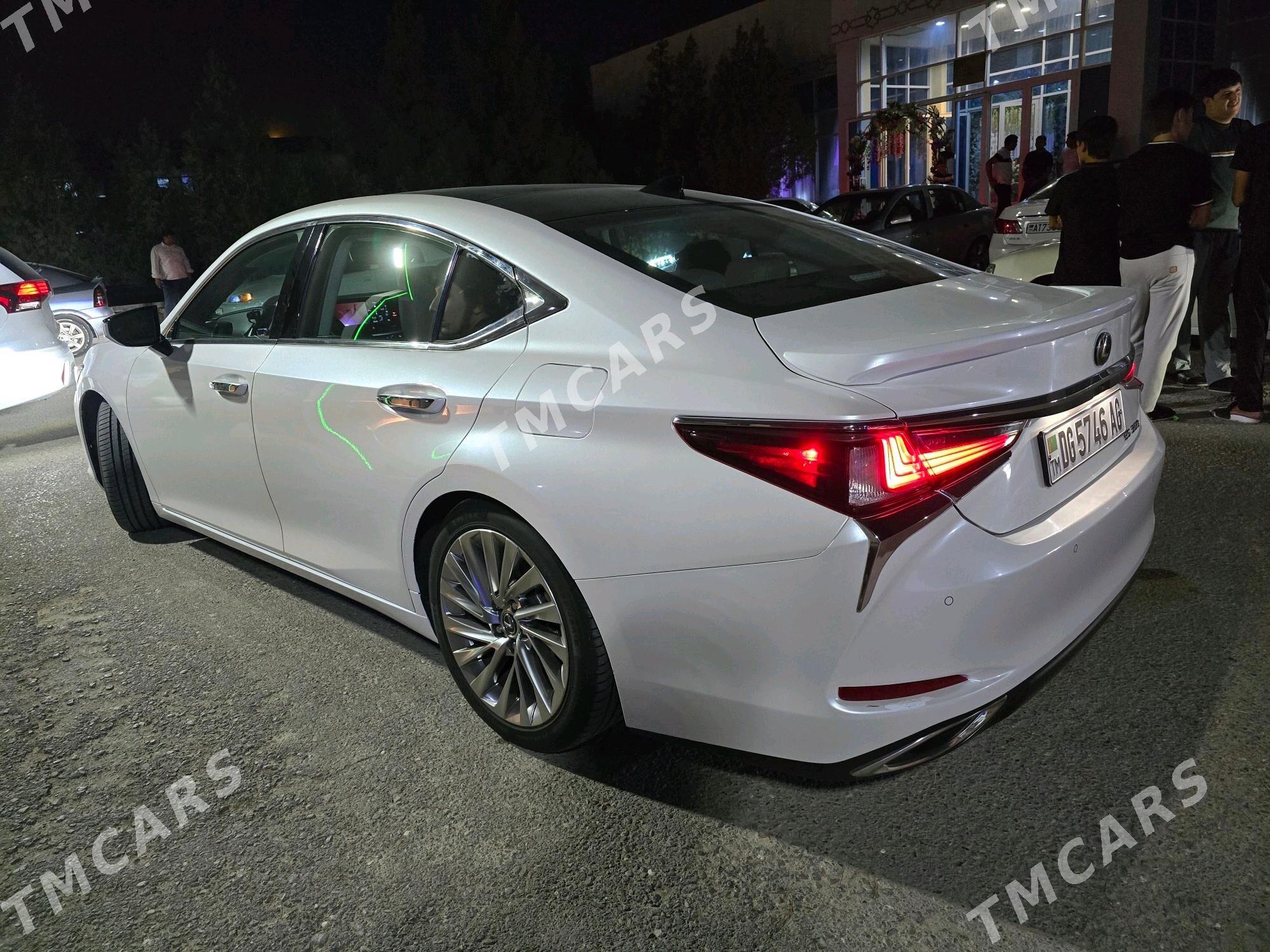 Lexus ES 350 2019 - 585 000 TMT - Bedew - img 2