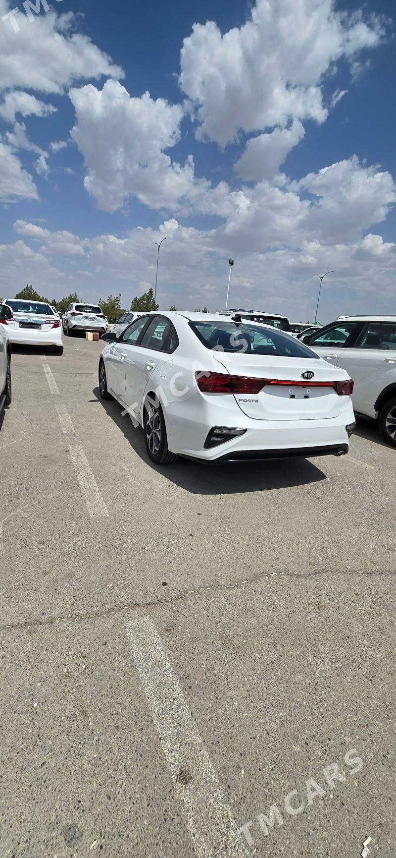 Kia Forte 2021 - 227 000 TMT - Ашхабад - img 8
