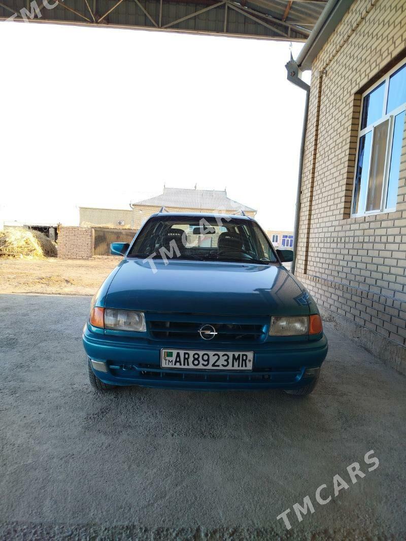 Opel Astra 1993 - 45 000 TMT - Мары - img 3
