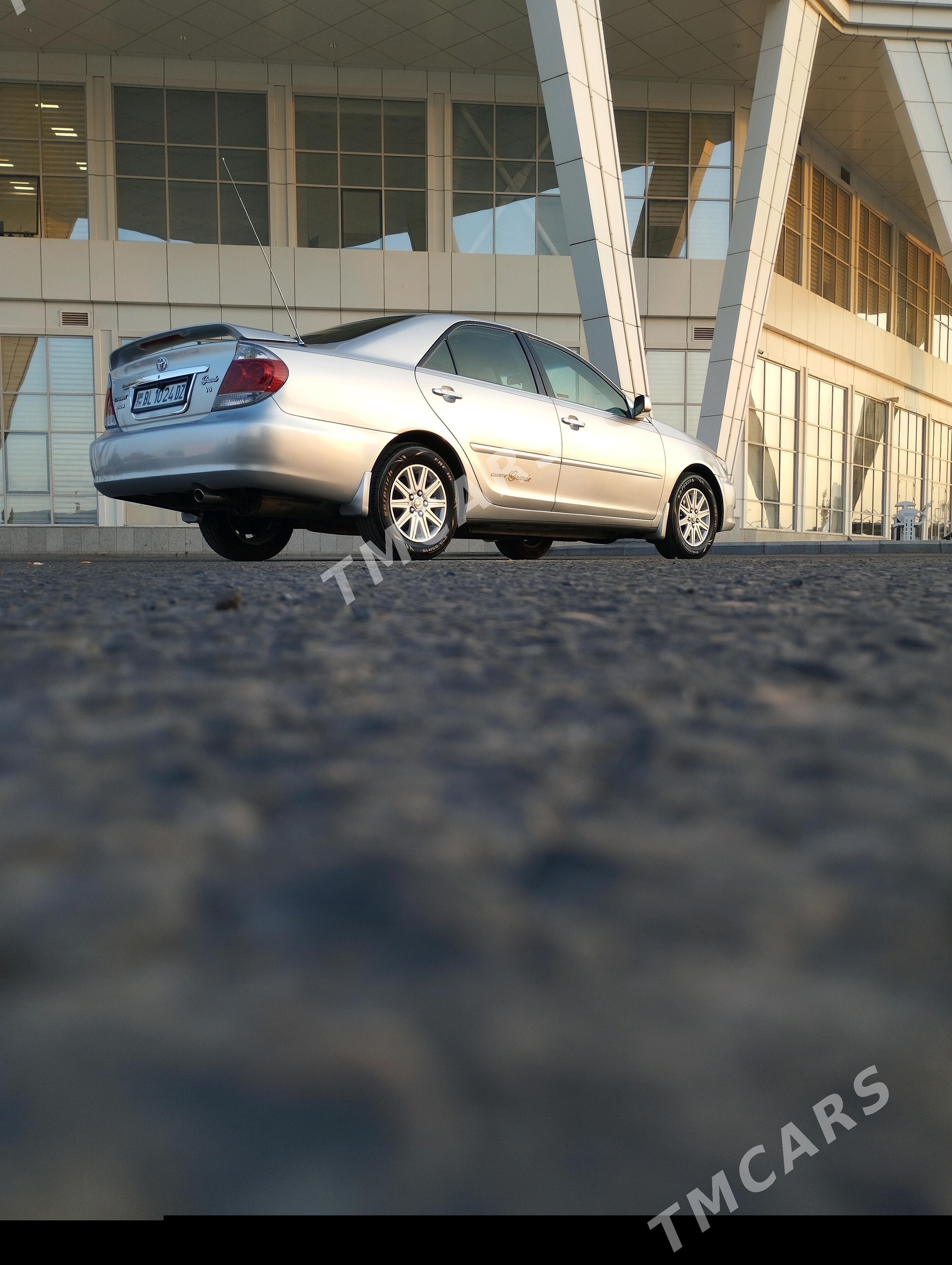 Toyota Camry 2005 - 200 000 TMT - Дашогуз - img 6