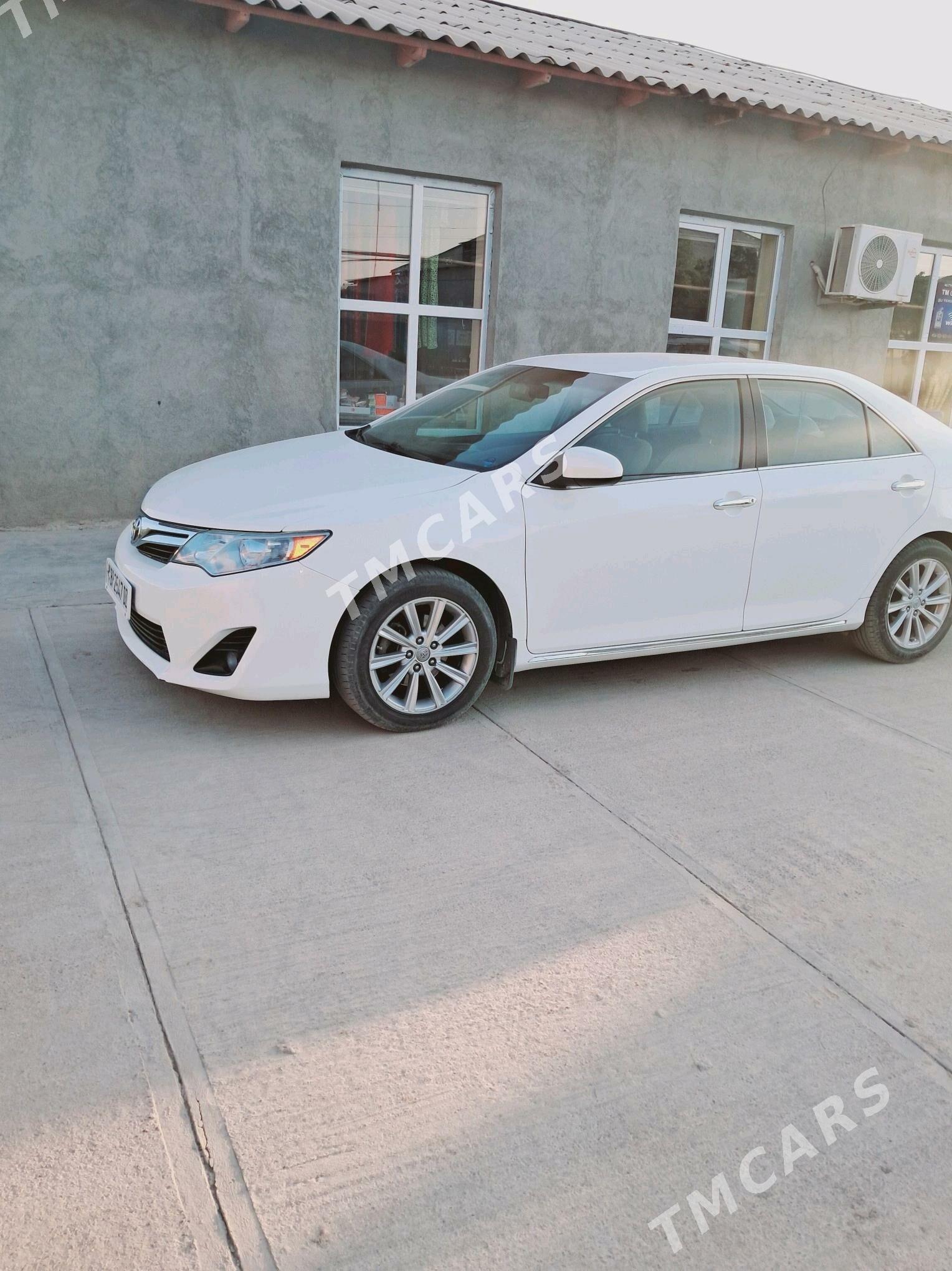 Toyota Camry 2014 - 220 000 TMT - Шабатский этрап - img 2