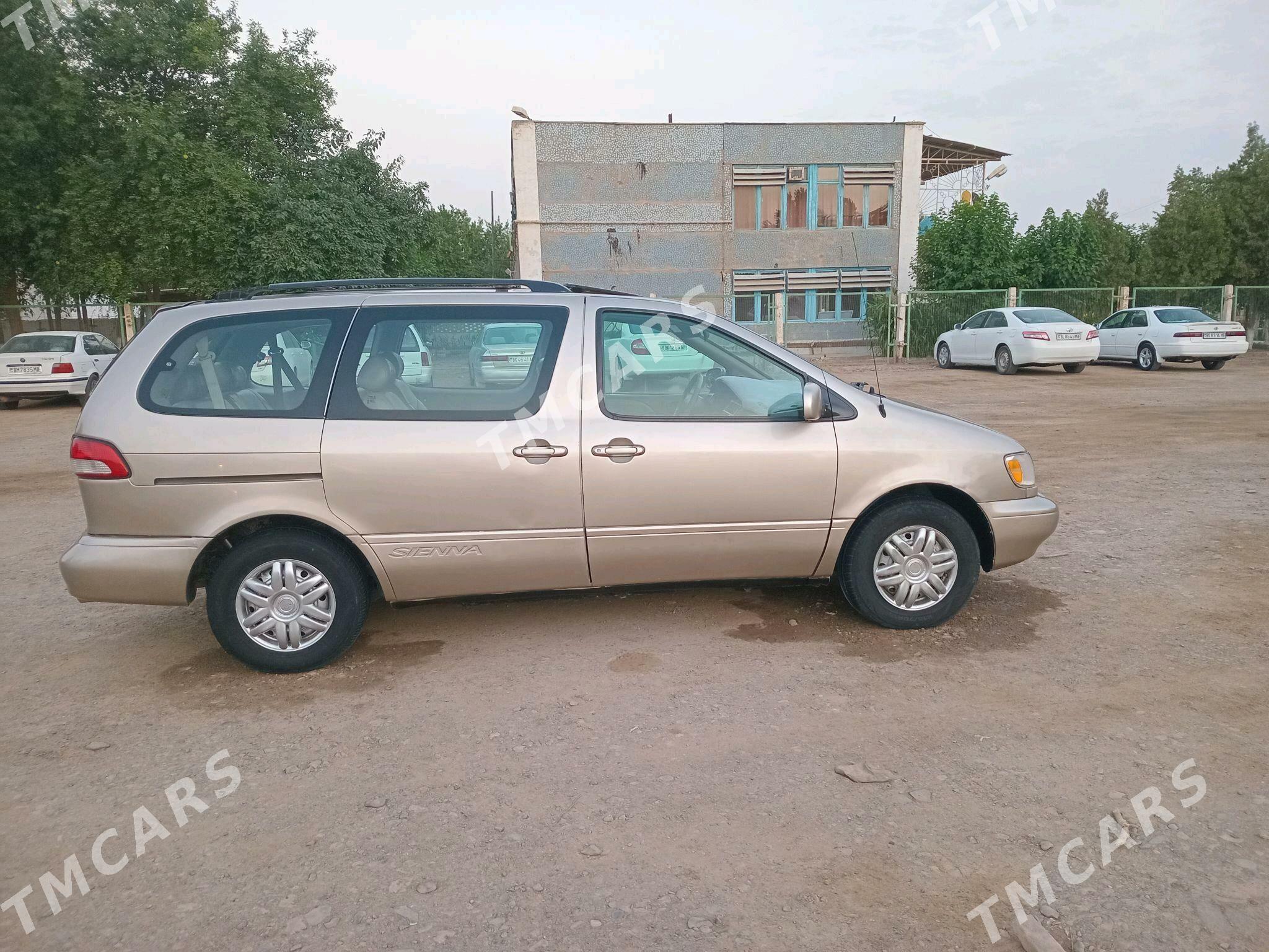 Toyota Sienna 2000 - 150 000 TMT - Tejen - img 2