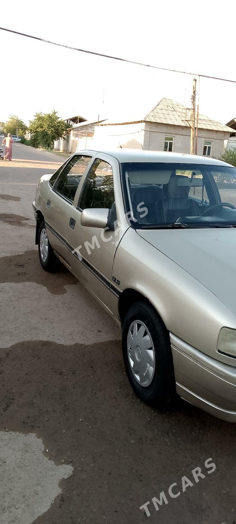 Opel Vectra 1990 - 30 000 TMT - Daşoguz - img 4