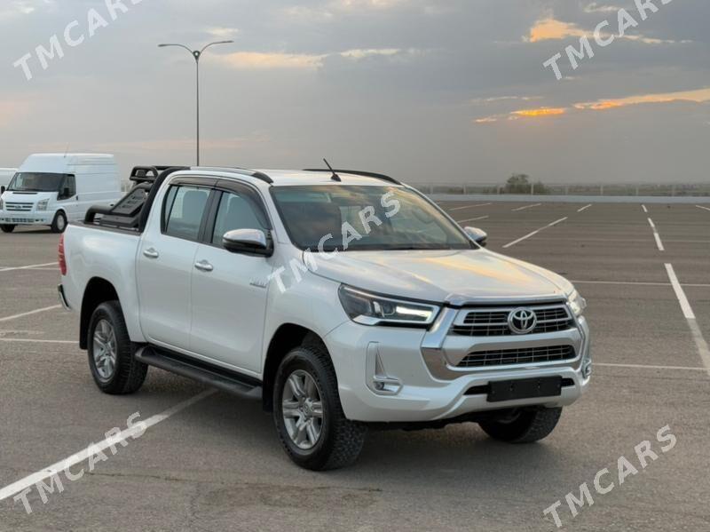 Toyota Hilux 2024 - 595 000 TMT - Aşgabat - img 5