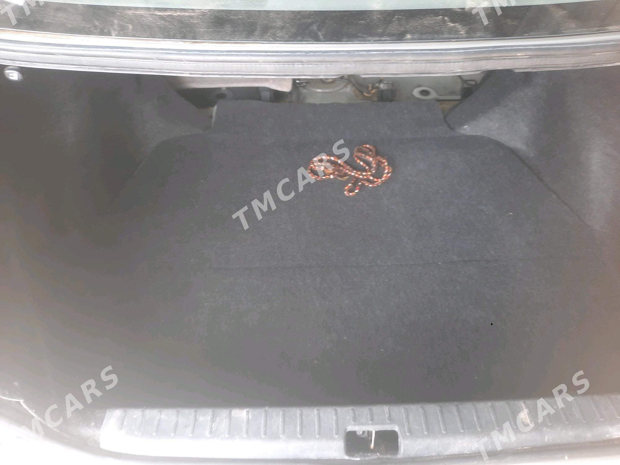 Toyota Corolla 2003 - 120 000 TMT - Daşoguz - img 5