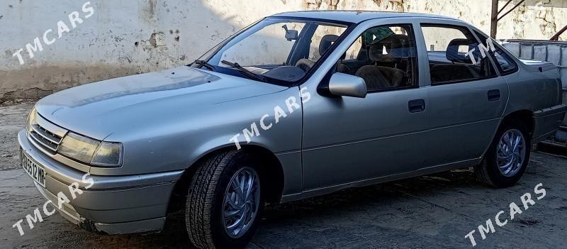 Opel Vectra 1990 - 28 000 TMT - Murgap - img 3