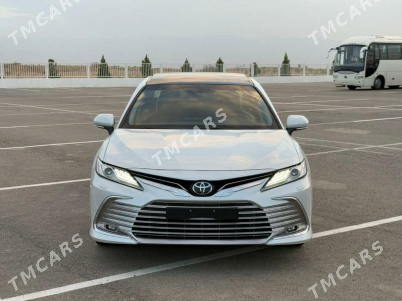 Toyota Camry 2023 - 695 000 TMT - Ашхабад - img 2