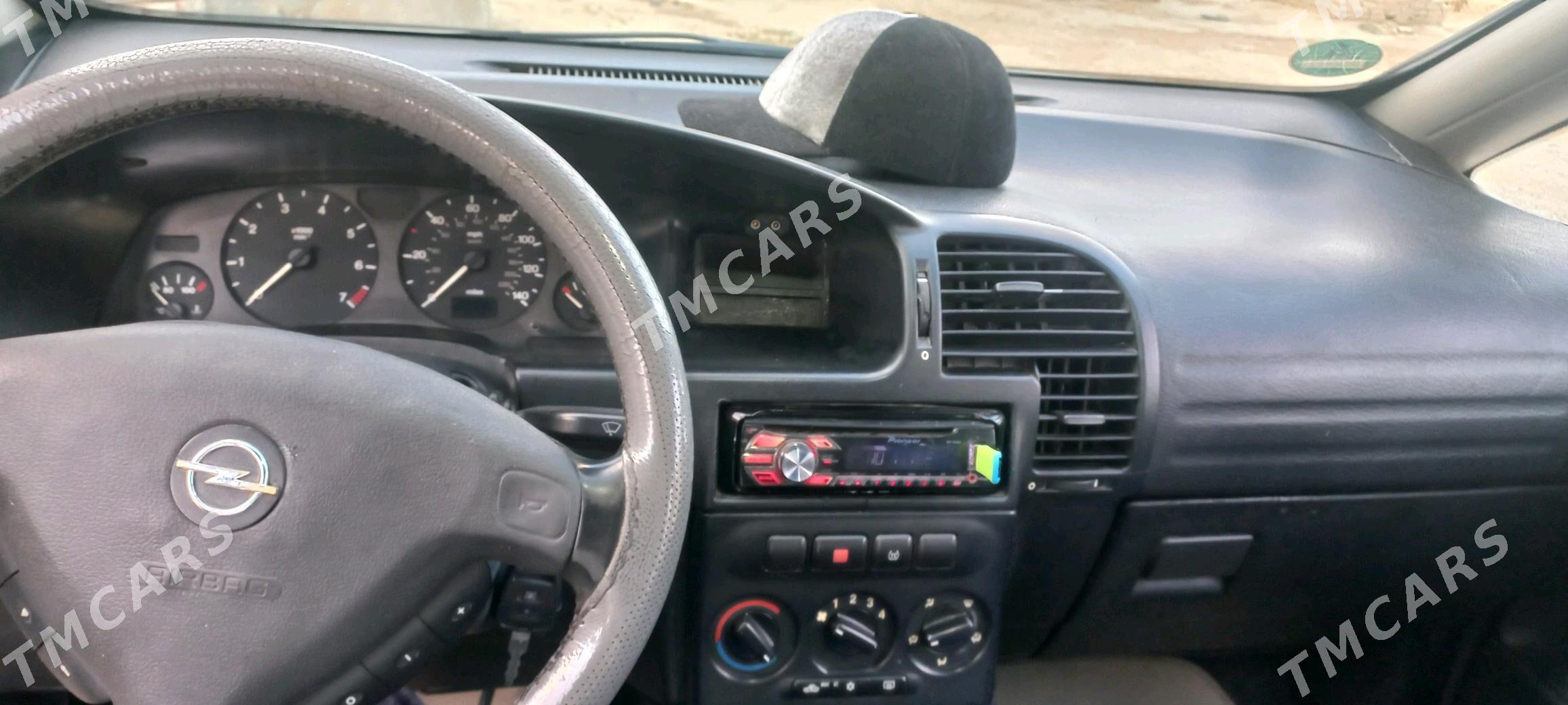 Opel Zafira 1999 - 70 000 TMT - Bäherden - img 3