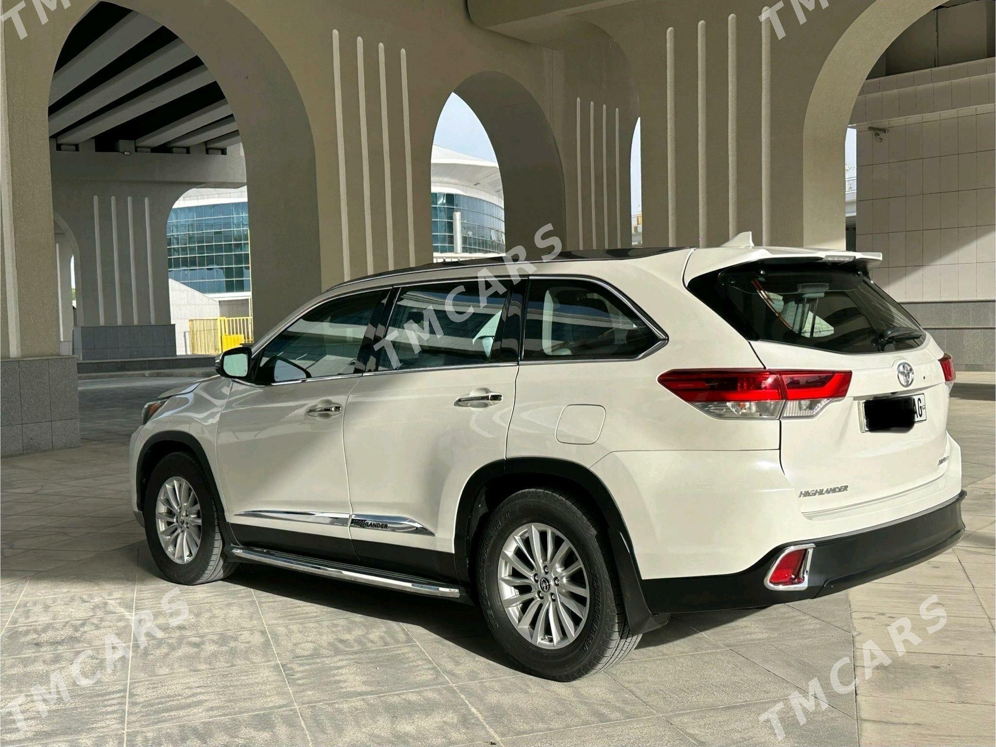 Toyota Highlander 2019 - 468 000 TMT - Дашогуз - img 4