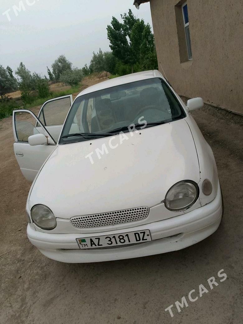 Toyota Corolla 1999 - 45 000 TMT - Gubadag - img 4