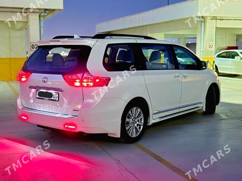 Toyota Sienna 2018 - 635 000 TMT - Aşgabat - img 5