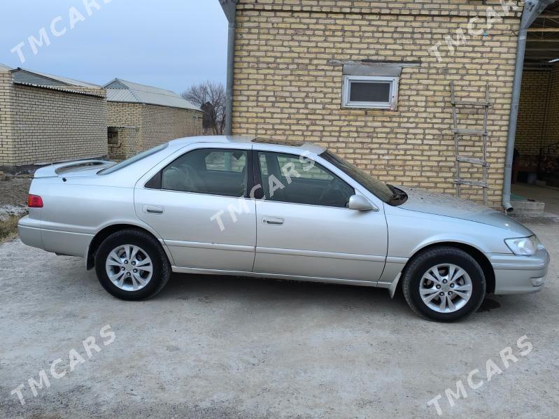 Toyota Camry 2001 - 125 000 TMT - Мургап - img 2