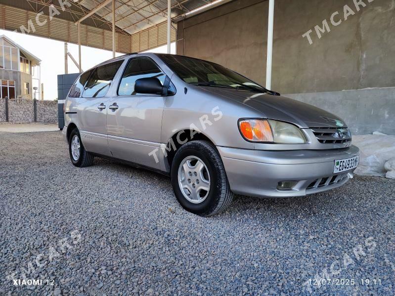 Toyota Sienna 2002 - 156 000 TMT - Мары - img 3