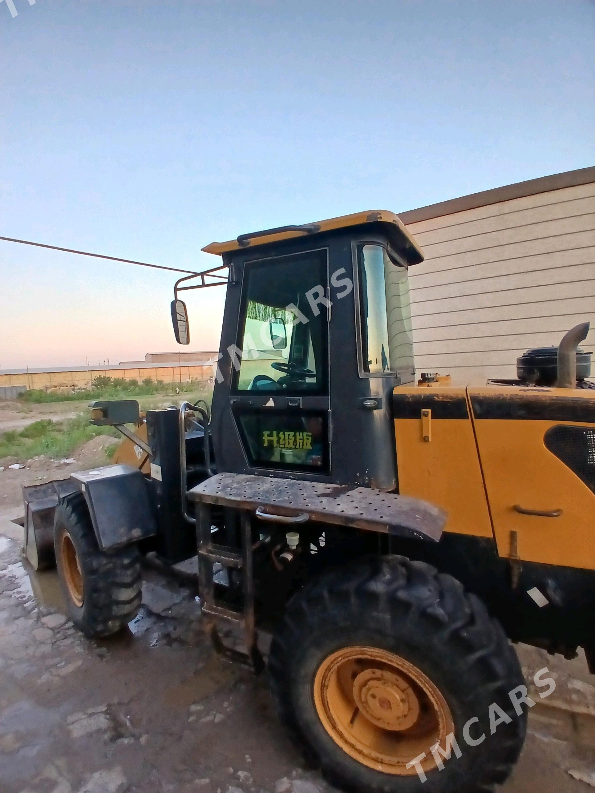 XCMG LW300F 2011 - 320 000 TMT - Daşoguz - img 10