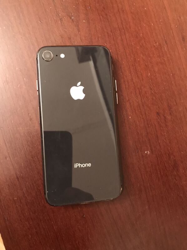 iPhone 8 - Mary - img 4