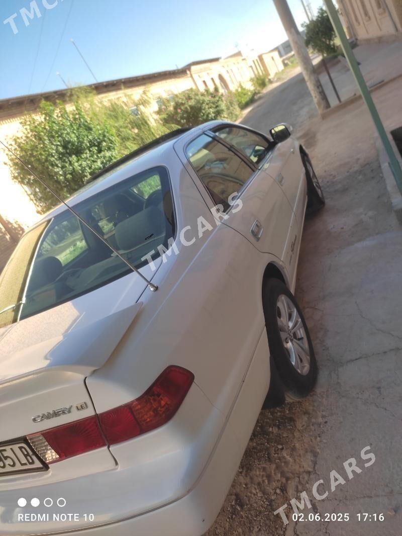 Toyota Camry 2000 - 134 000 TMT - Чарджоу - img 2