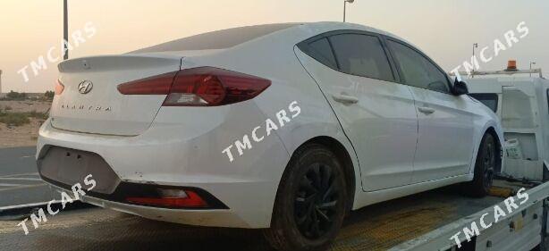 Hyundai Elantra 2020 - 235 000 TMT - Гуртли - img 4