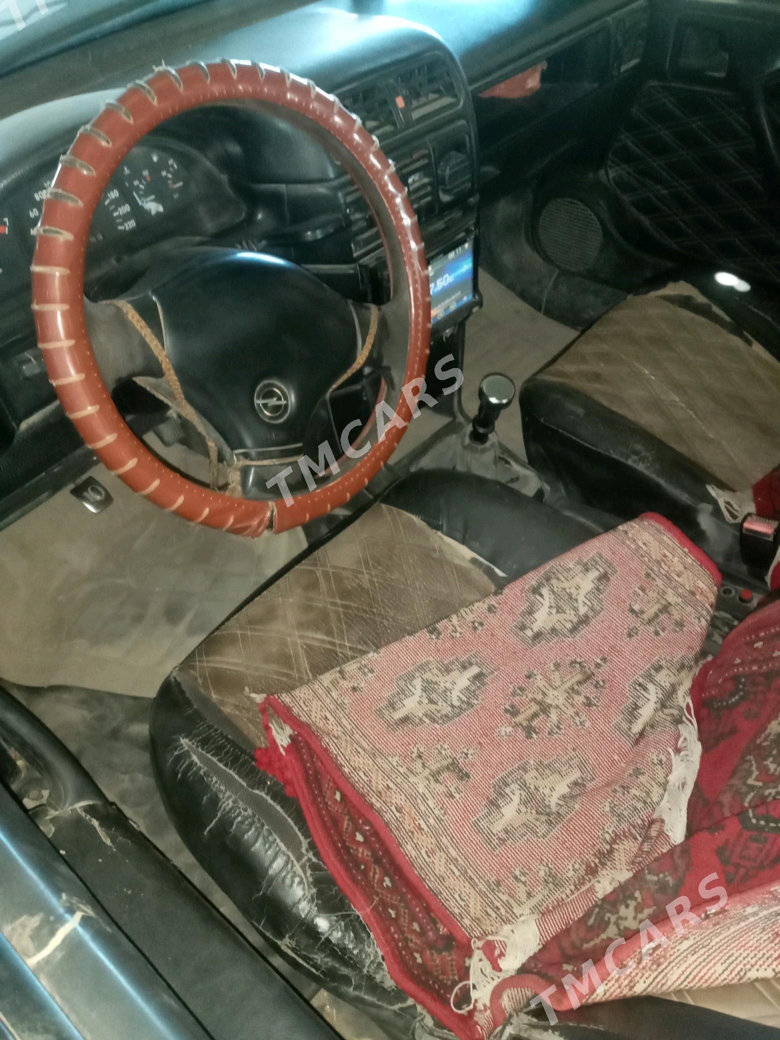 Opel Vectra 1991 - 20 000 TMT - Sakar - img 7