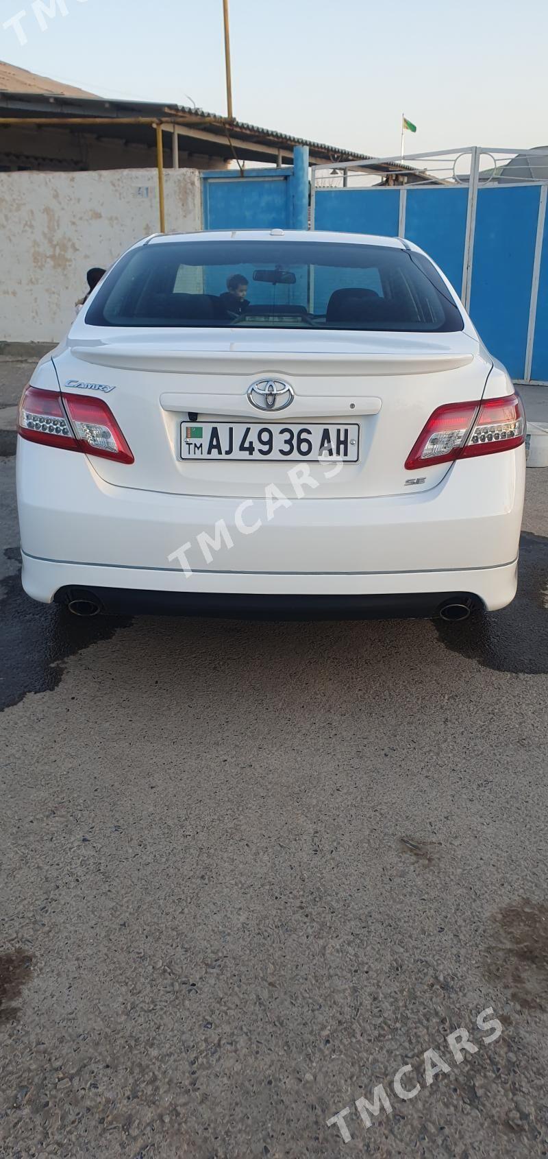 Toyota Camry 2010 - 185 000 TMT - Tejen - img 8