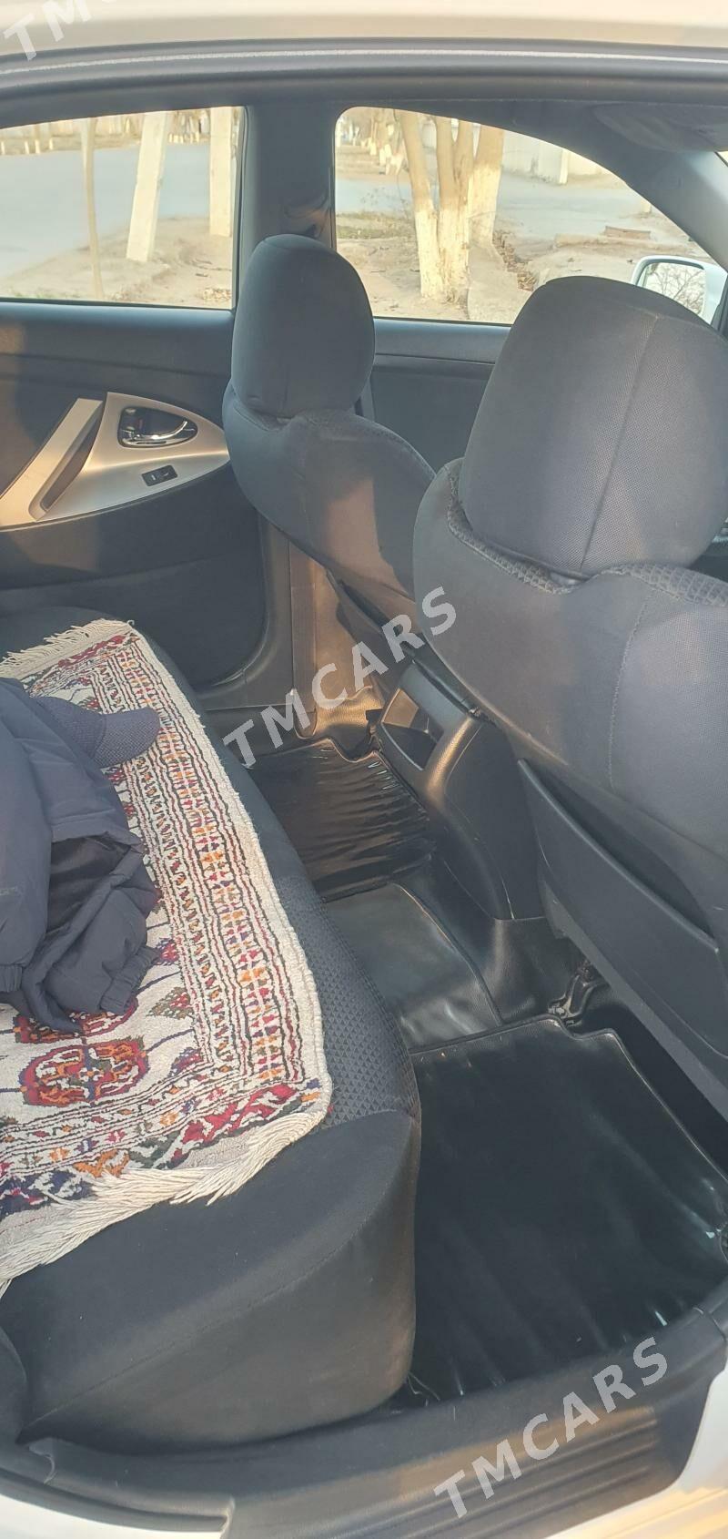Toyota Camry 2010 - 185 000 TMT - Tejen - img 4