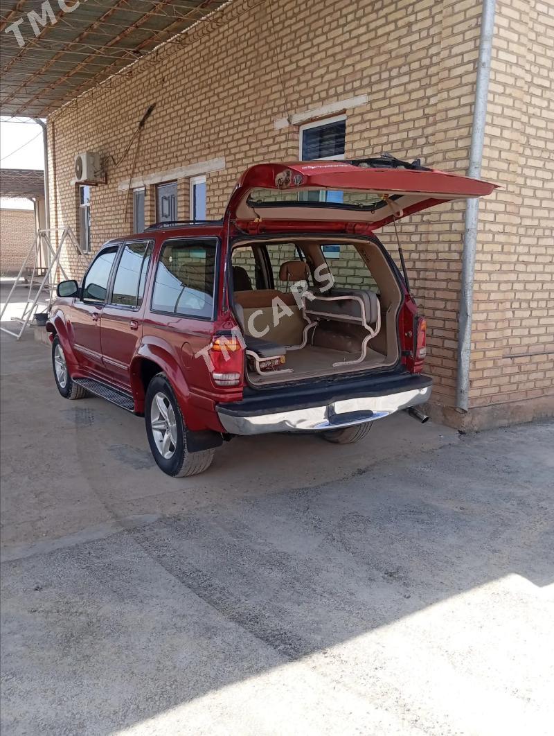 Ford Explorer 1998 - 60 000 TMT - Мары - img 4