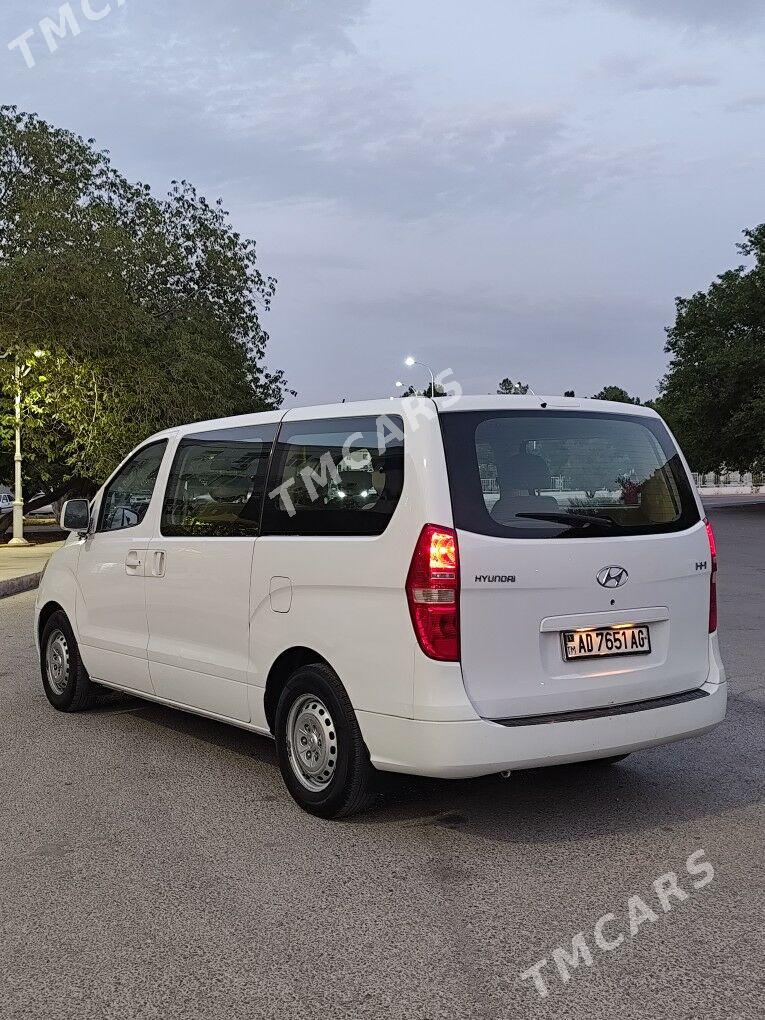 Hyundai H-1 2013 - 300 000 TMT - 10 мкр - img 5