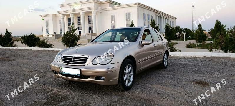 Mercedes-Benz C250 2001 - 90 000 TMT - Sarahs - img 10