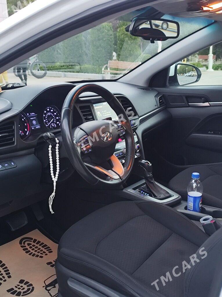 Hyundai Elantra 2020 - 220 000 TMT - 10 мкр - img 6