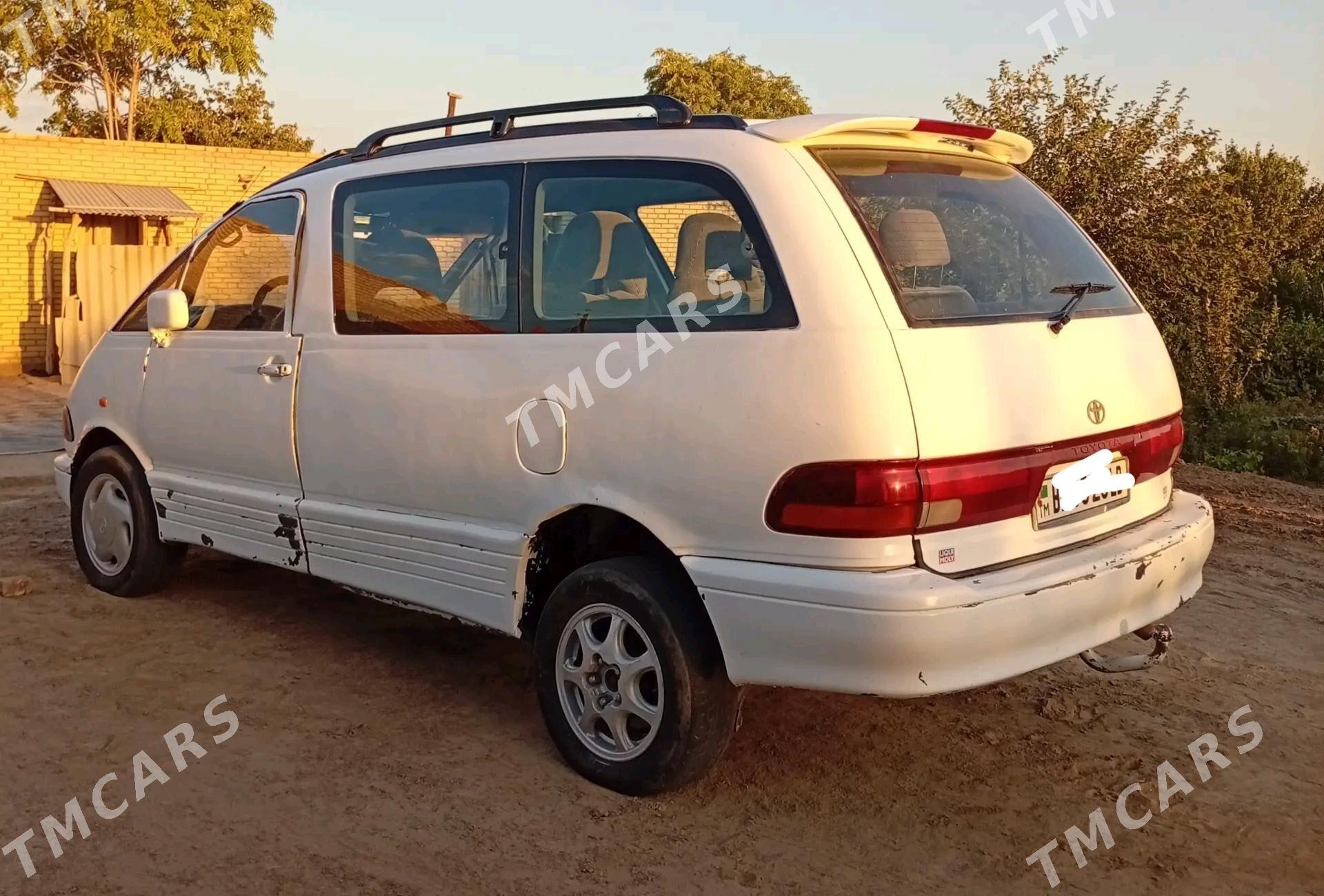 Toyota Previa 1993 - 60 000 TMT - Seýdi - img 2