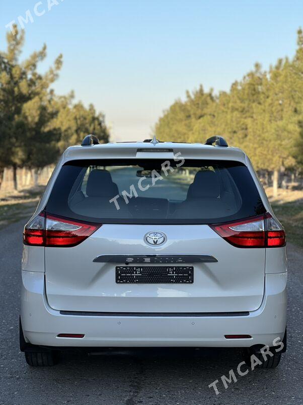 Toyota Sienna 2019 - 510 900 TMT - Гёкдже - img 3