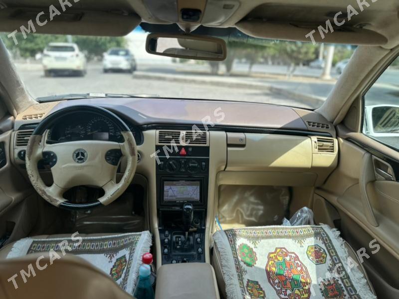Mercedes-Benz E320 2001 - 120 000 TMT - Aşgabat - img 2
