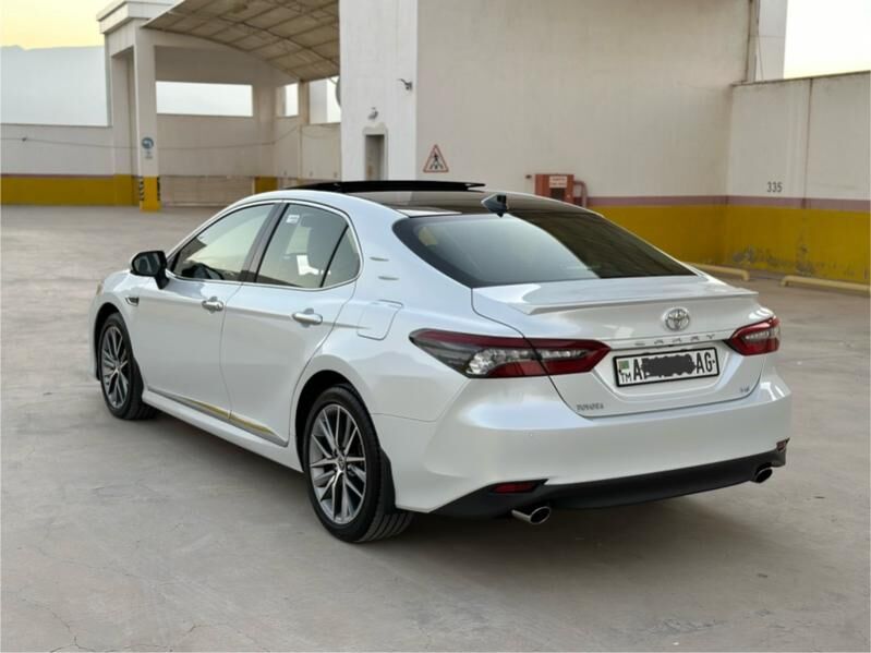 Toyota Camry 2023 - 665 000 TMT - Aşgabat - img 8