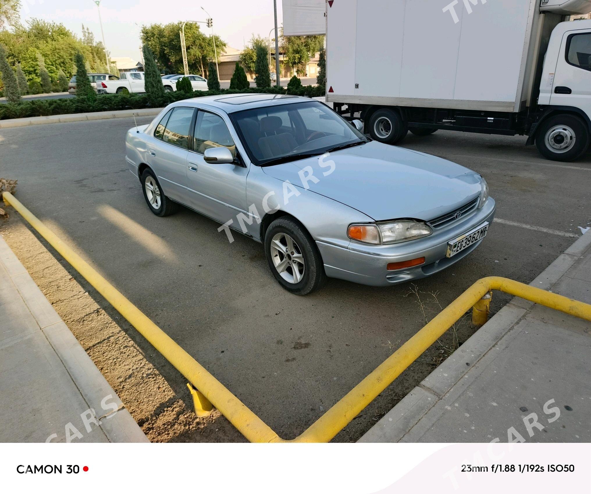 Toyota Camry 1996 - 80 000 TMT - Мары - img 9