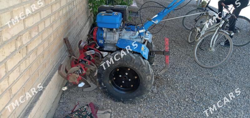 Yer agdaryan traktor - Мургап - img 5