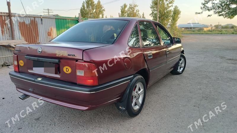 Opel Vectra 1989 - 27 000 TMT - Мары - img 4