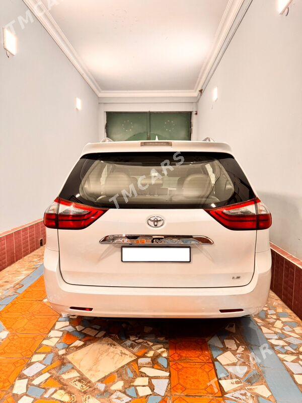 Toyota Sienna 2020 - 350 000 TMT - Türkmenabat - img 4
