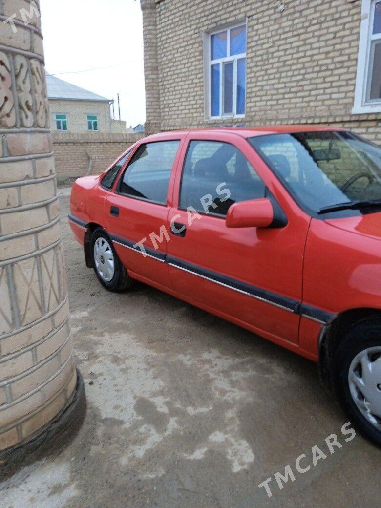 Opel Vectra 1994 - 32 000 TMT - Мары - img 2