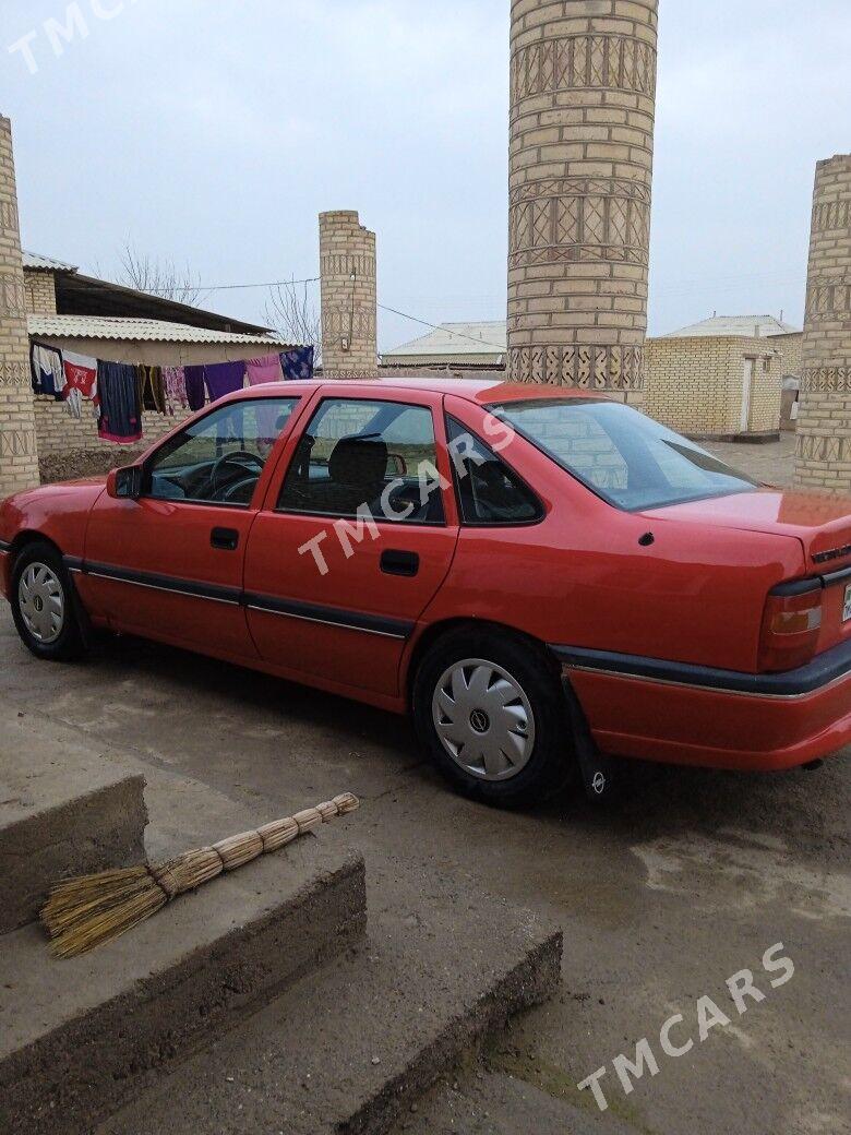 Opel Vectra 1994 - 32 000 TMT - Мары - img 4