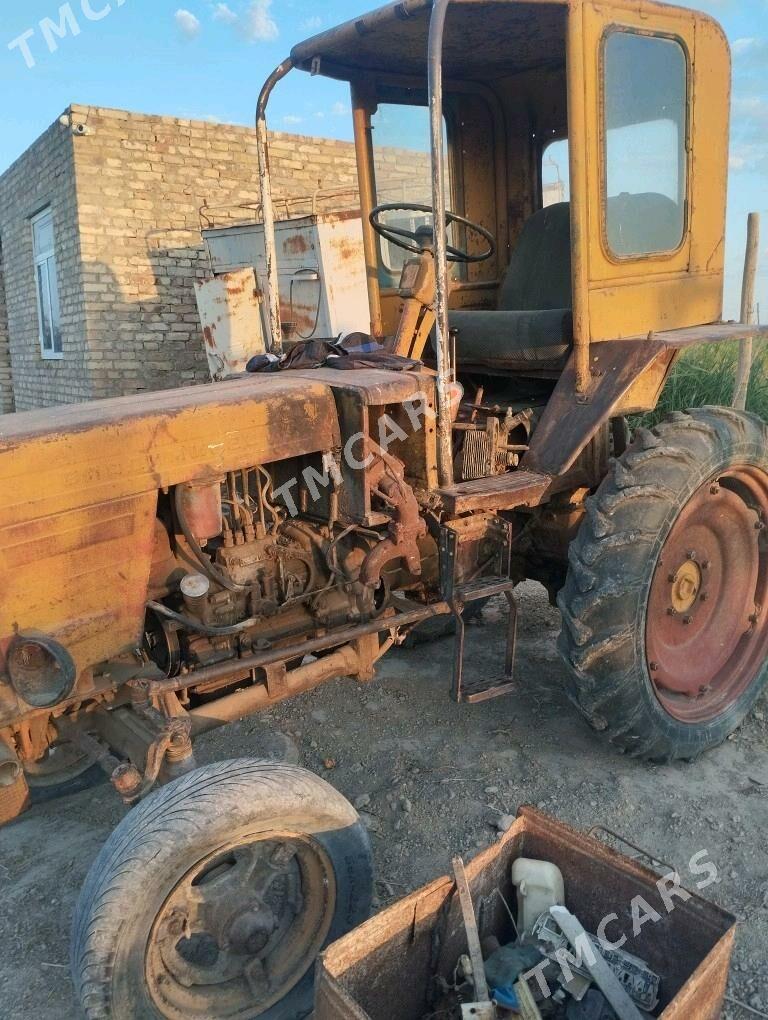 MTZ T-28 1980 - 25 000 TMT - Чарджоу - img 3