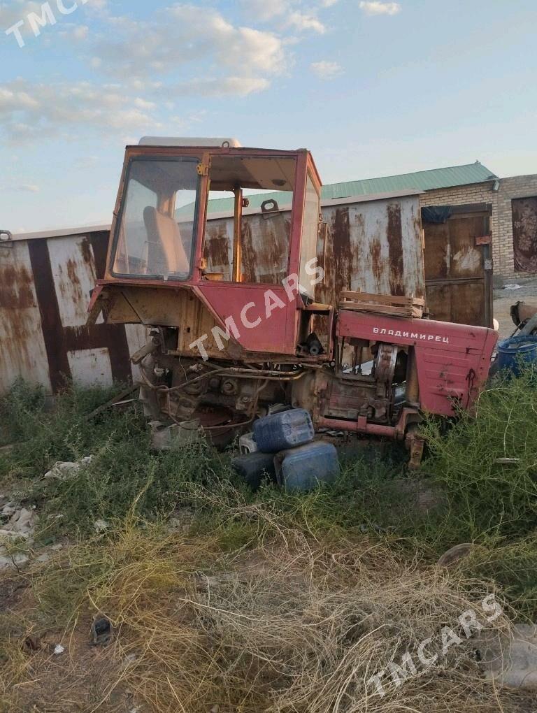 MTZ T-28 1980 - 25 000 TMT - Чарджоу - img 6