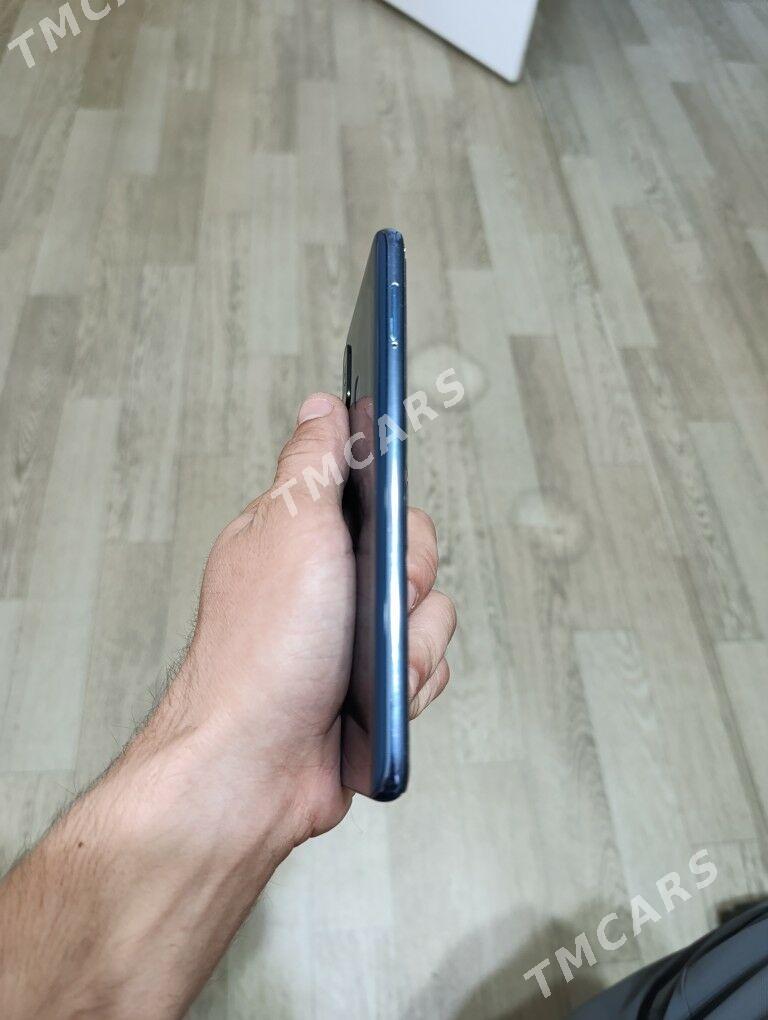 Xiaomi mi8 - 11 mkr - img 3