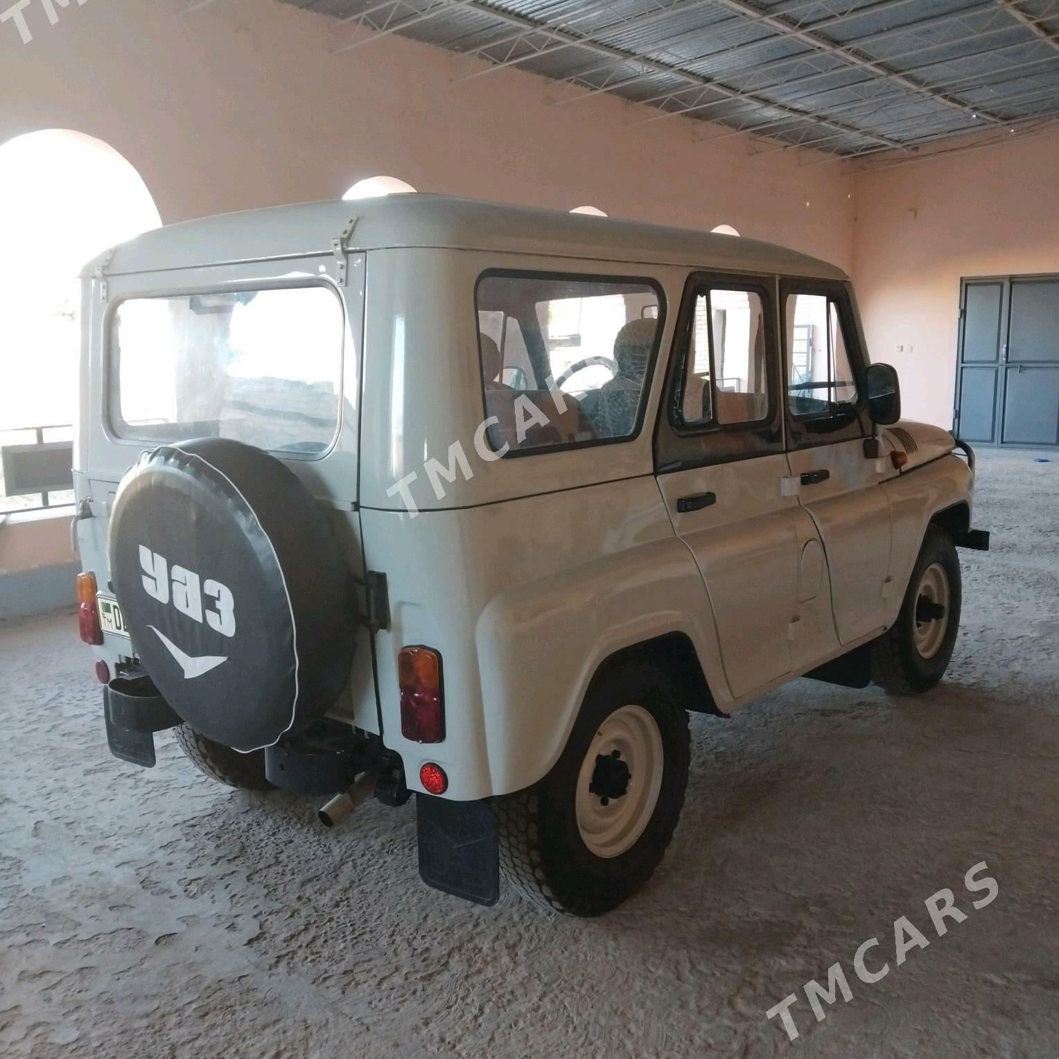 UAZ 469 2001 - 60 000 TMT - Чарджоу - img 4