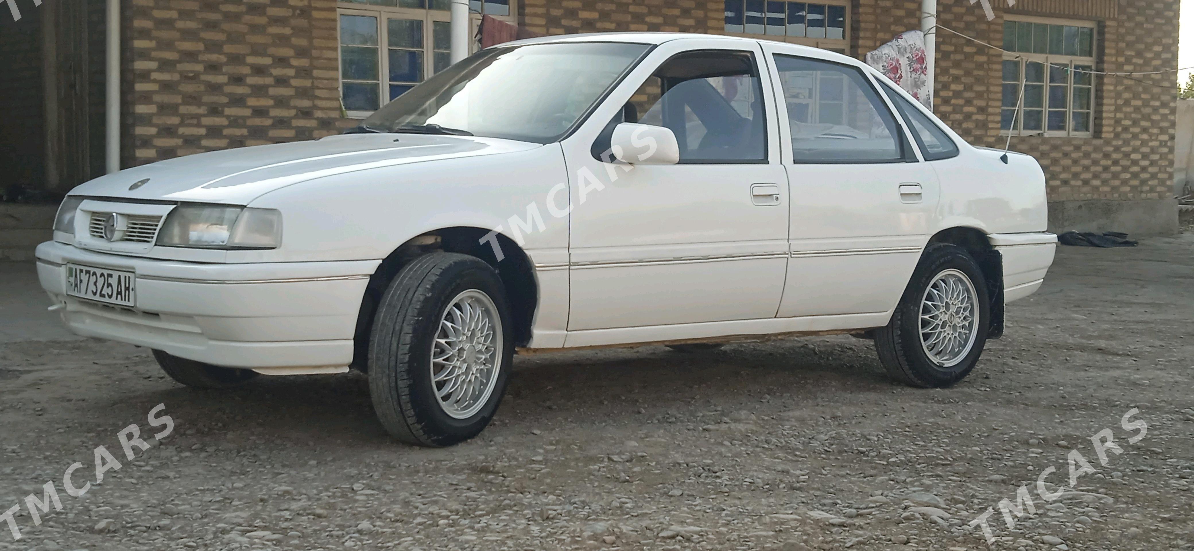 Opel Vectra 1991 - 25 000 TMT - Tejen - img 2