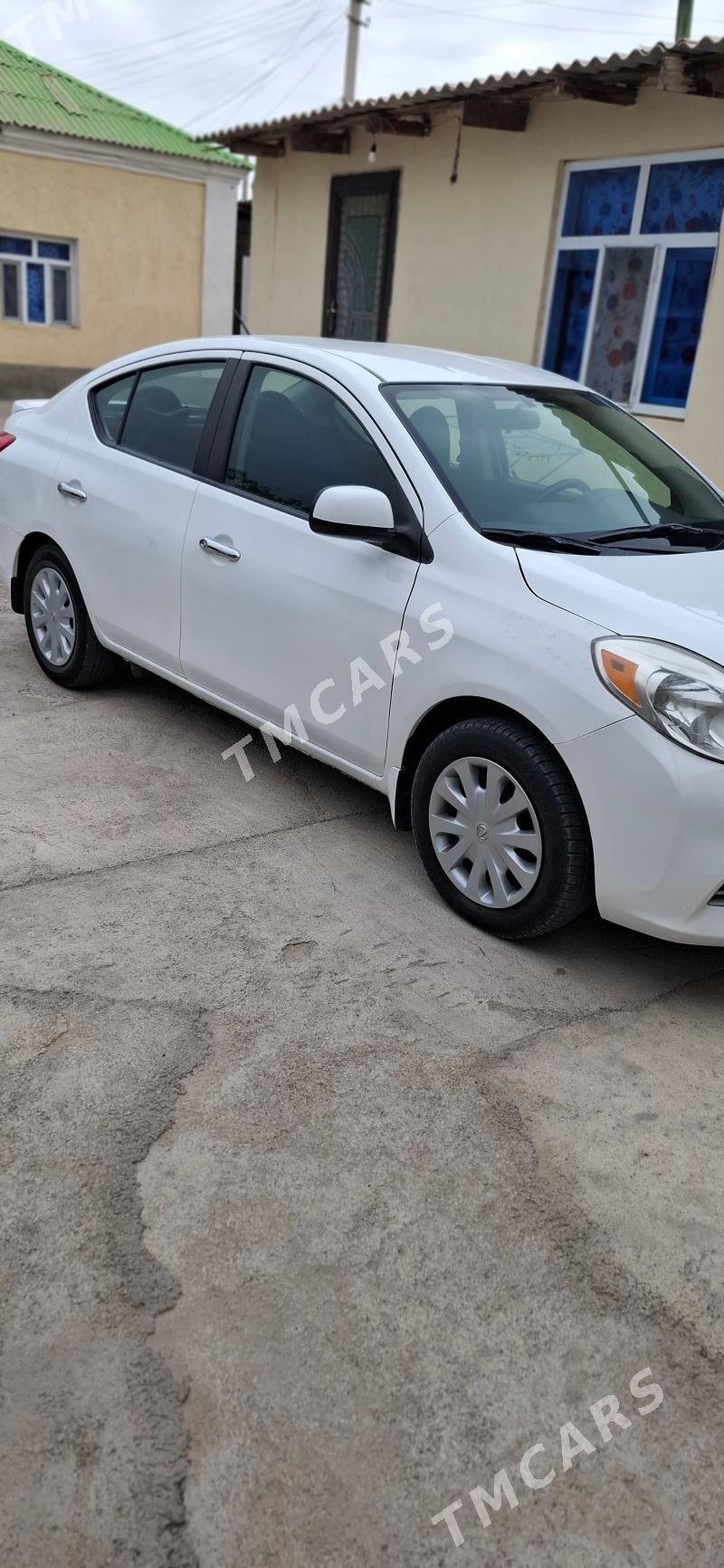 Nissan Versa 2013 - 110 000 TMT - Aşgabat - img 2