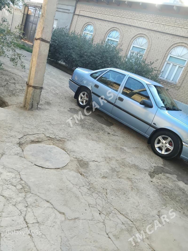 Opel Vectra 1993 - 45 000 TMT - Чарджоу - img 3