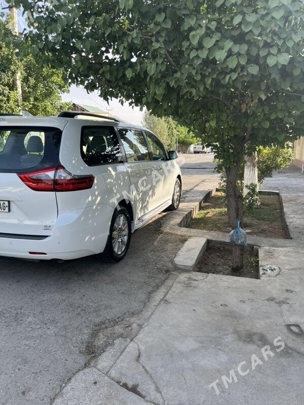 Toyota Sienna 2020 - 470 000 TMT - Aşgabat - img 2