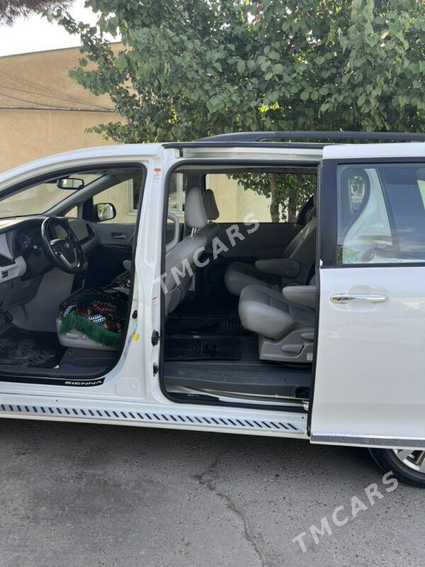 Toyota Sienna 2020 - 470 000 TMT - Aşgabat - img 5