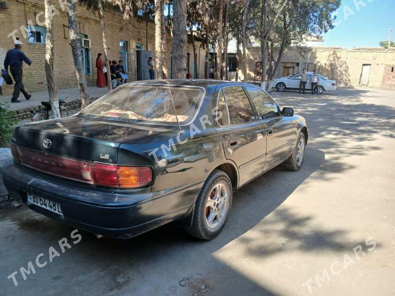 Toyota Camry 1994 - 80 000 TMT - Kerki - img 3