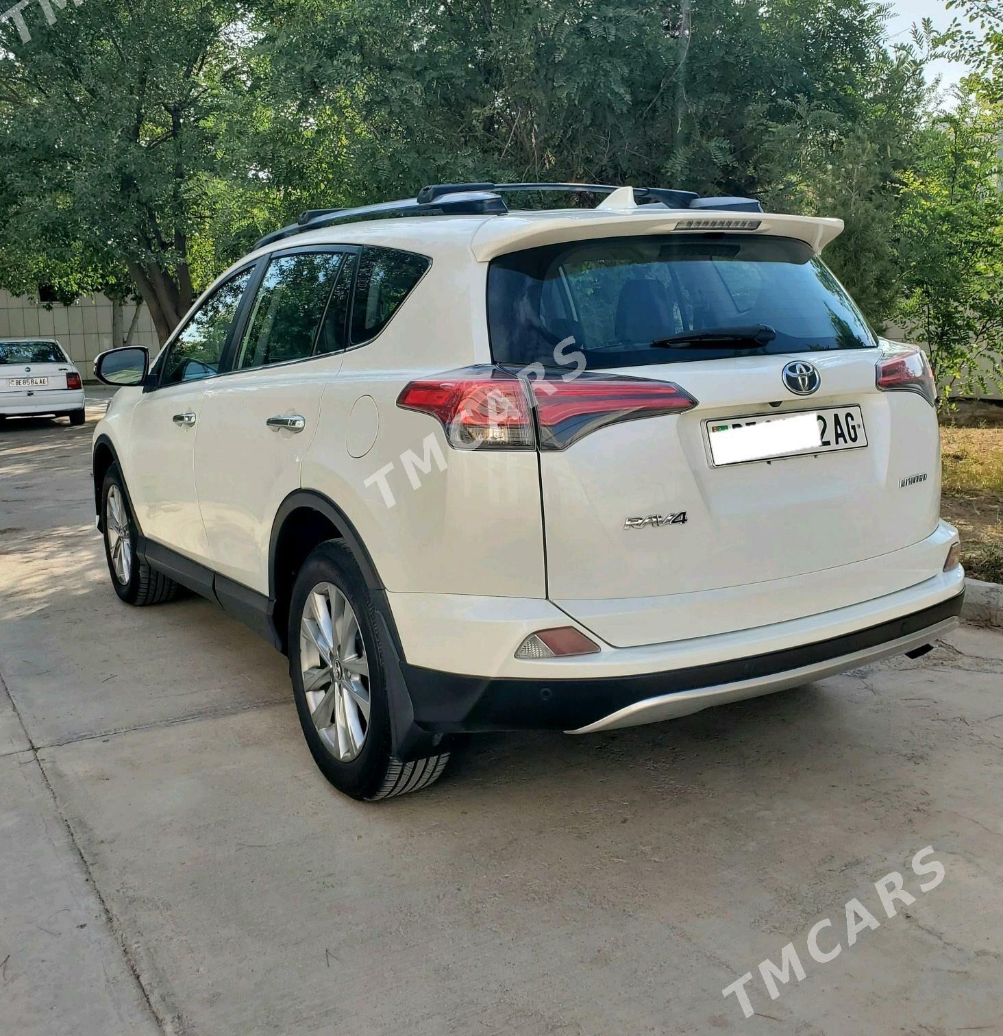 Toyota RAV4 2017 - 315 000 TMT - Aşgabat - img 4