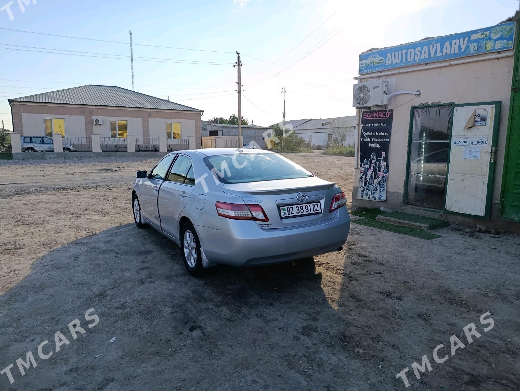 Toyota Camry 2011 - 187 000 TMT - Boldumsaz - img 2